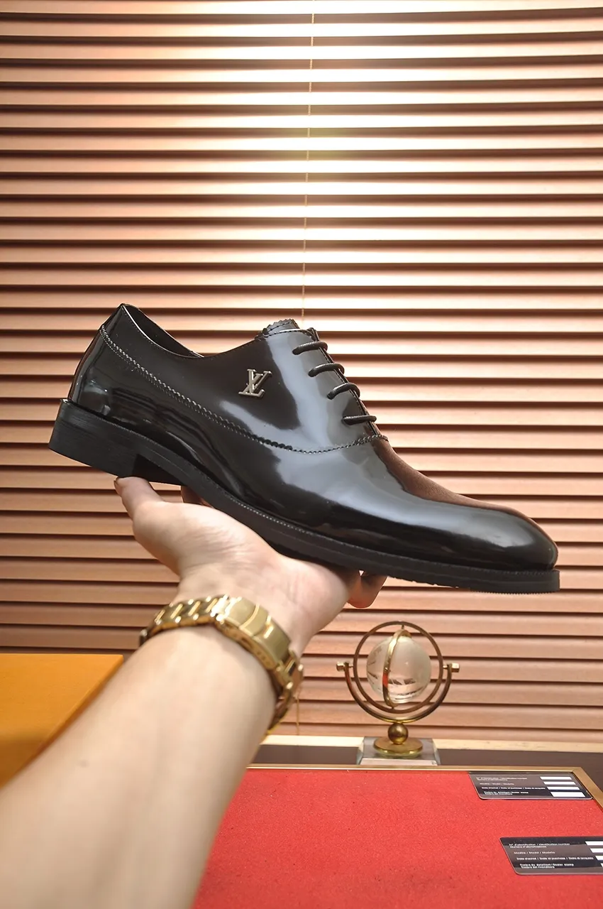 Men's shoes💰460💶【LOUIS VUITTON】(sheepskin lining) new cowhide LV formal shoes🎩🎩❗️🆘made one to one at the counter🎩original quality, imported cowhide upper➕full sheepskin lining➕original rubber outsole, {high quality visible}👣Size: 38-45 (45 custom-made)